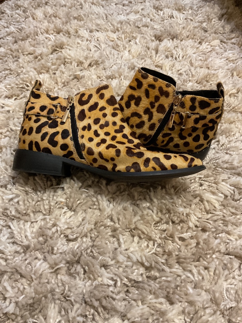 Steve Madden Tan Leopard Print Fur Ankle Booties | Size 8.5